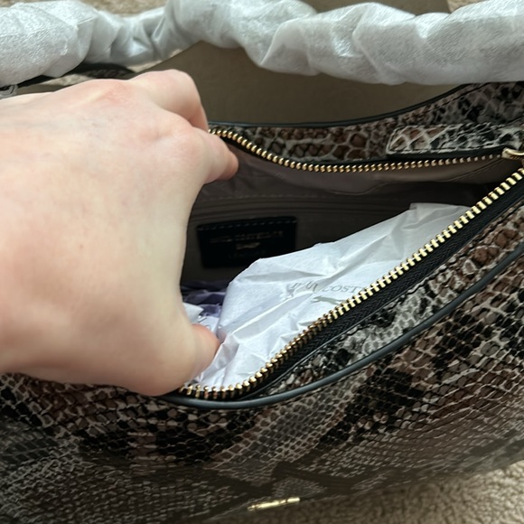 Paul Costelloe 100% Leather Python Print Shoulder Bag - Picture 5 of 7